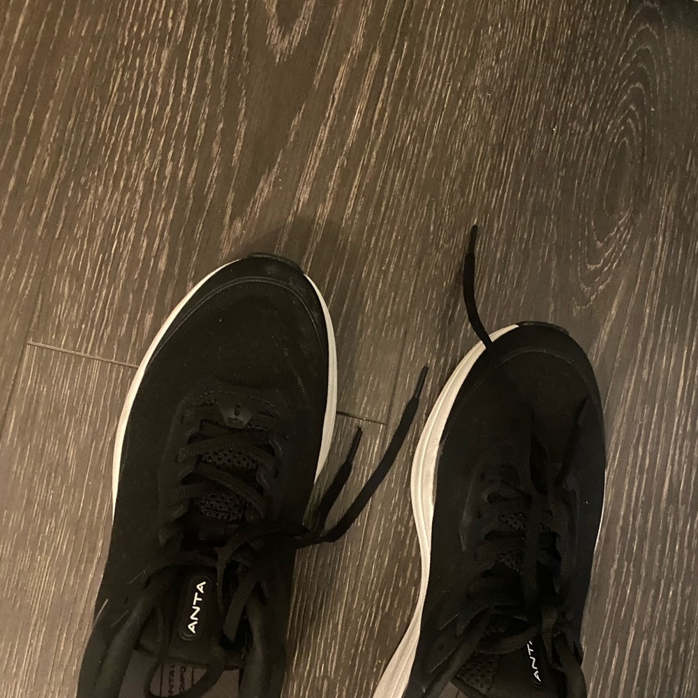 Ants brand shoe